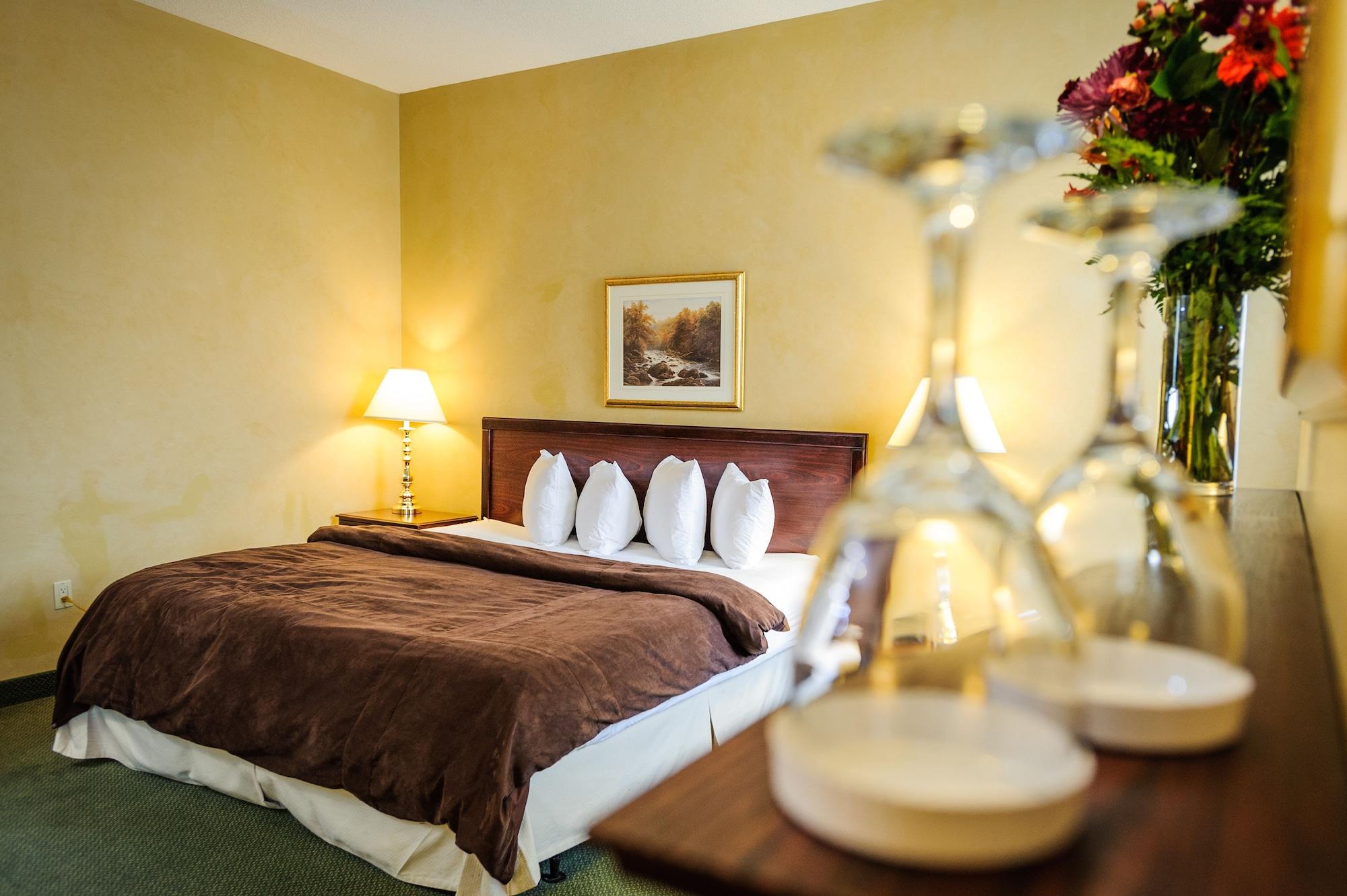 Peterborough Inn & Suites Hotel Luaran gambar